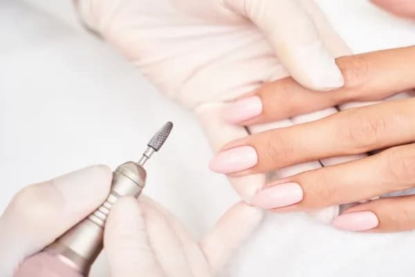 Frezarka Marathon - precyzyjne narzędzie do manicure, jakie ma zalety?